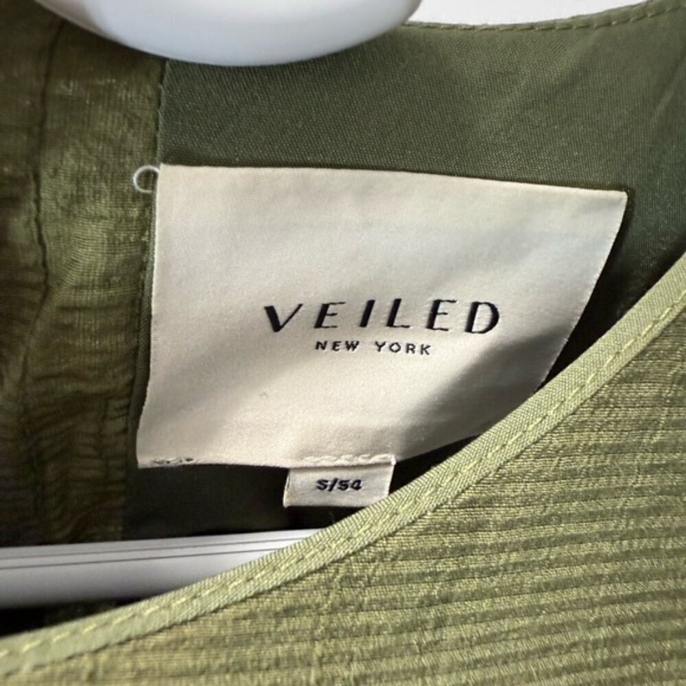 Veiled Mila Tiered Dress Olive Green size S - Picture 9 of 13